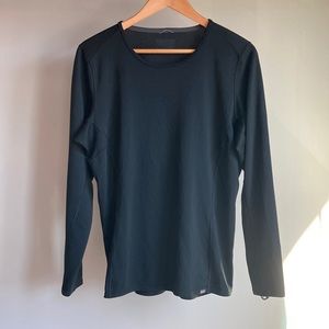 Patagonia mid-weight Capilene baselayer